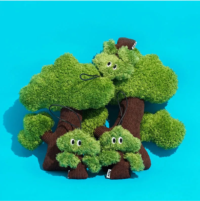 Pine tree shaped mint-scented fabric cat toy pendant in three sizes L, M, S