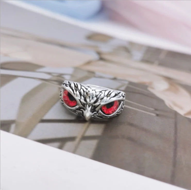 Vintage demon eye owl ring in sterling silver with adjustable opening
