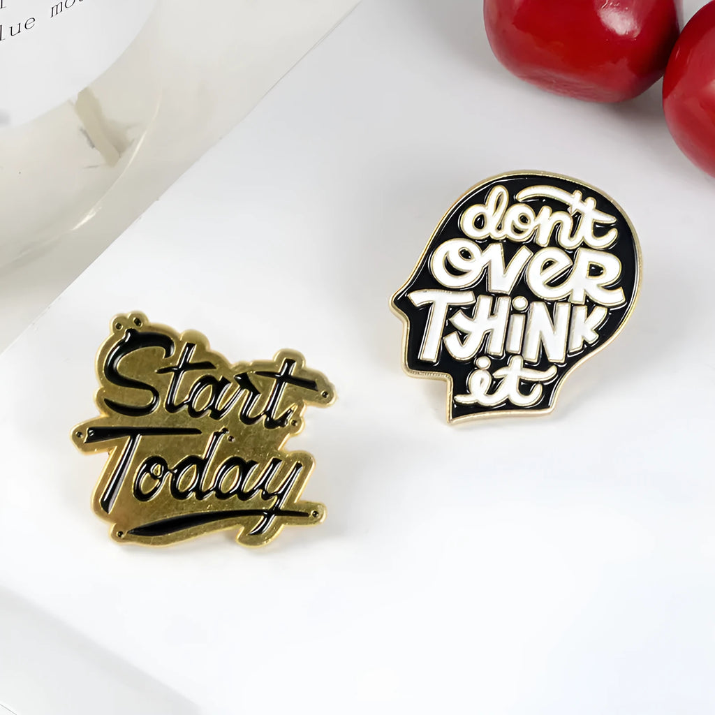 Letter jewelry brooch in alloy with baking varnish cartoon letter shape