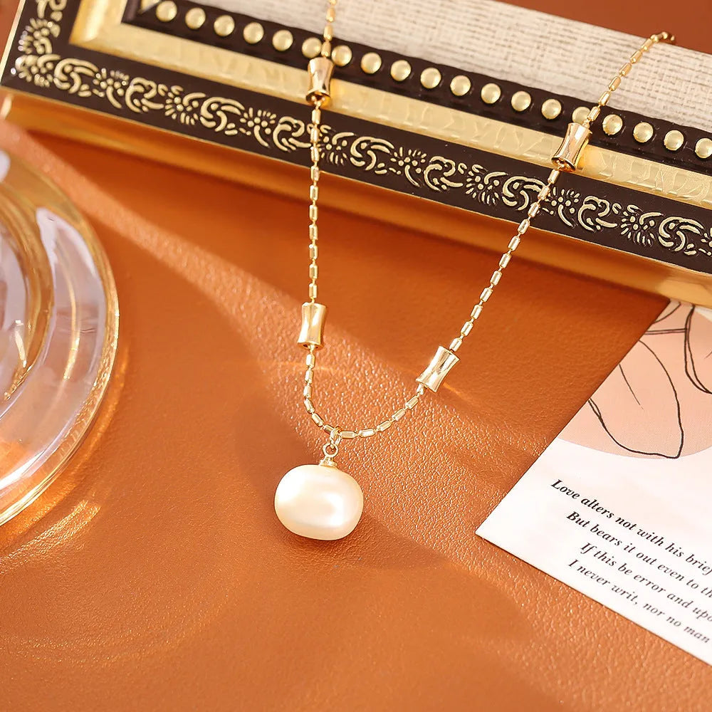 Cubic sugar pearl necklace and stud earrings set with real gold plating on copper, imitation pearl pendants, and adjustable chain
