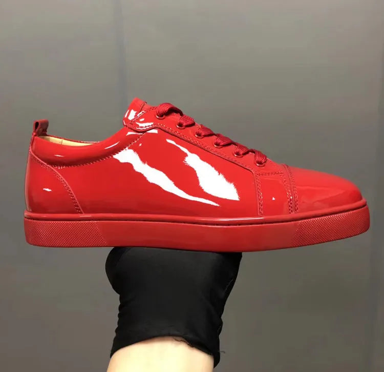 Patent leather casual couple shoes with breathable solid white colour and flat heels for youth style