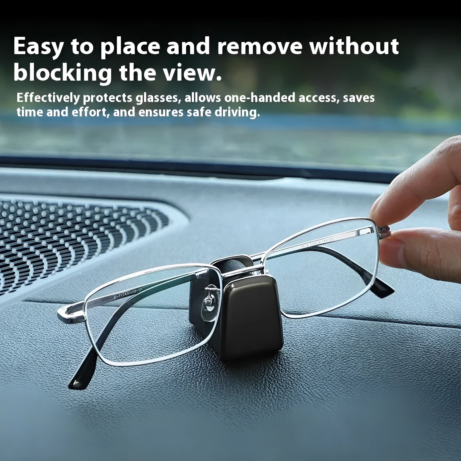 Car dashboard sunglasses holder clip in zinc alloy with leather elements measuring 3.7cm