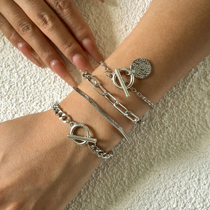 Metal Wind Hollow Chain Bracelet in gold and silver with snake bone design
