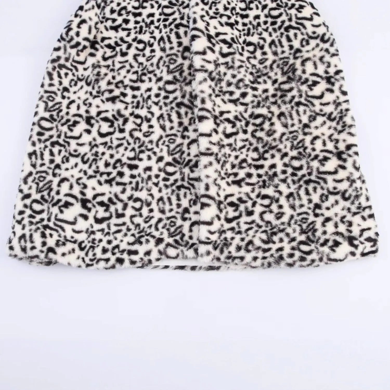 Leopard print lapel loose fake fur long sleeve coat with pockets for women street hipster style