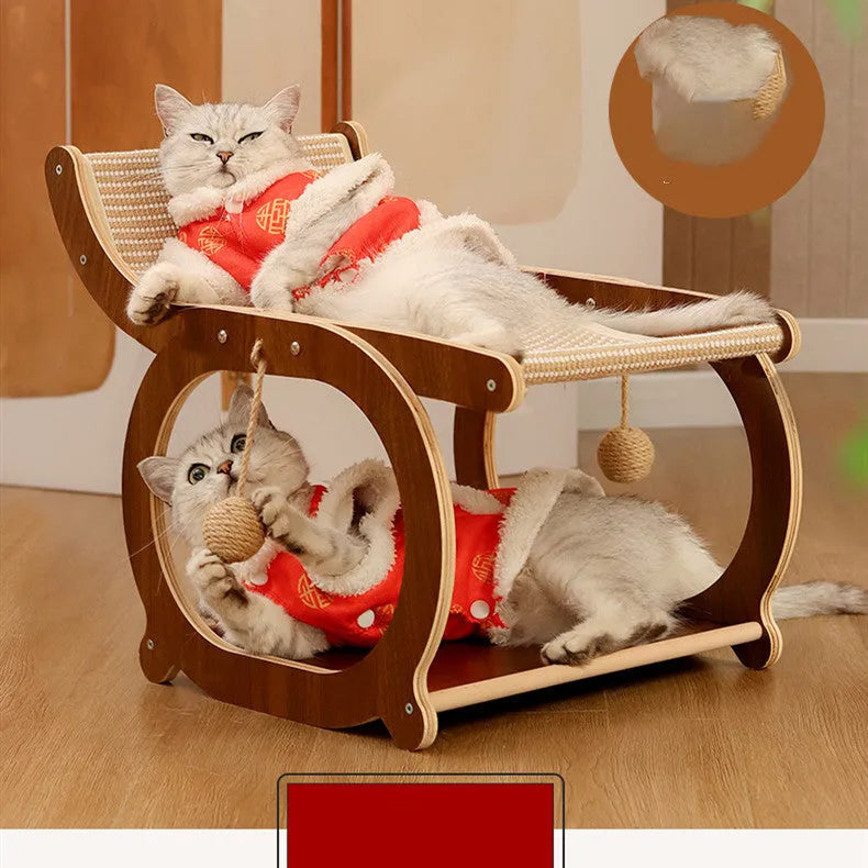 Solid wood sisal scratching mat for cats in wood colour, a simple one-piece recliner design.
