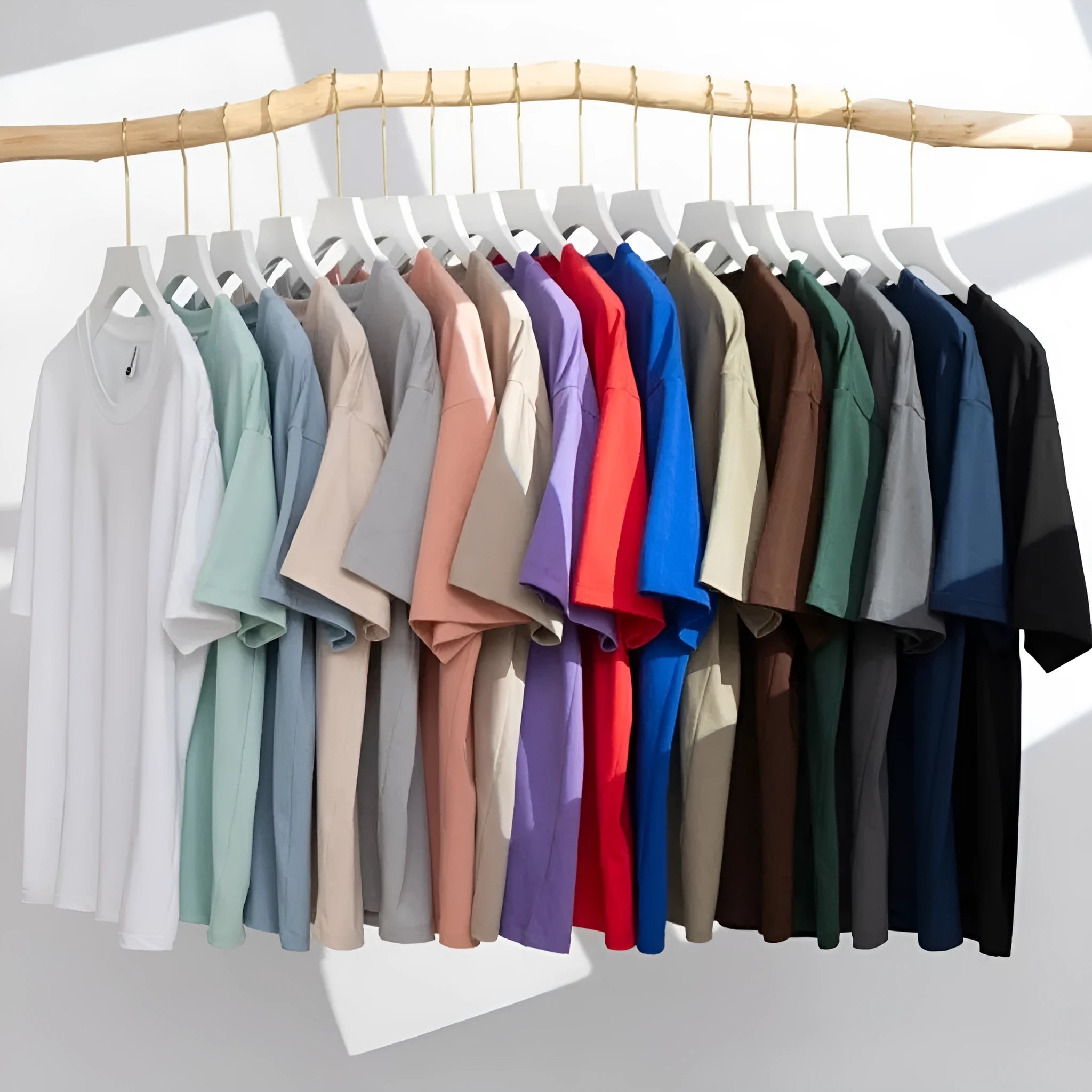 Loose fit cotton short sleeve T-shirt in solid colour with printing details