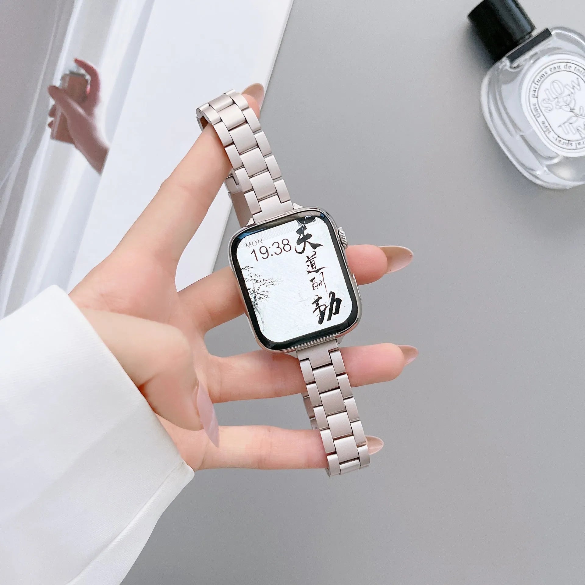 Starlight metal stainless steel watch strap for Apple Watch with bead chain links, compatible with 38/40/41mm and 42/44/45mm