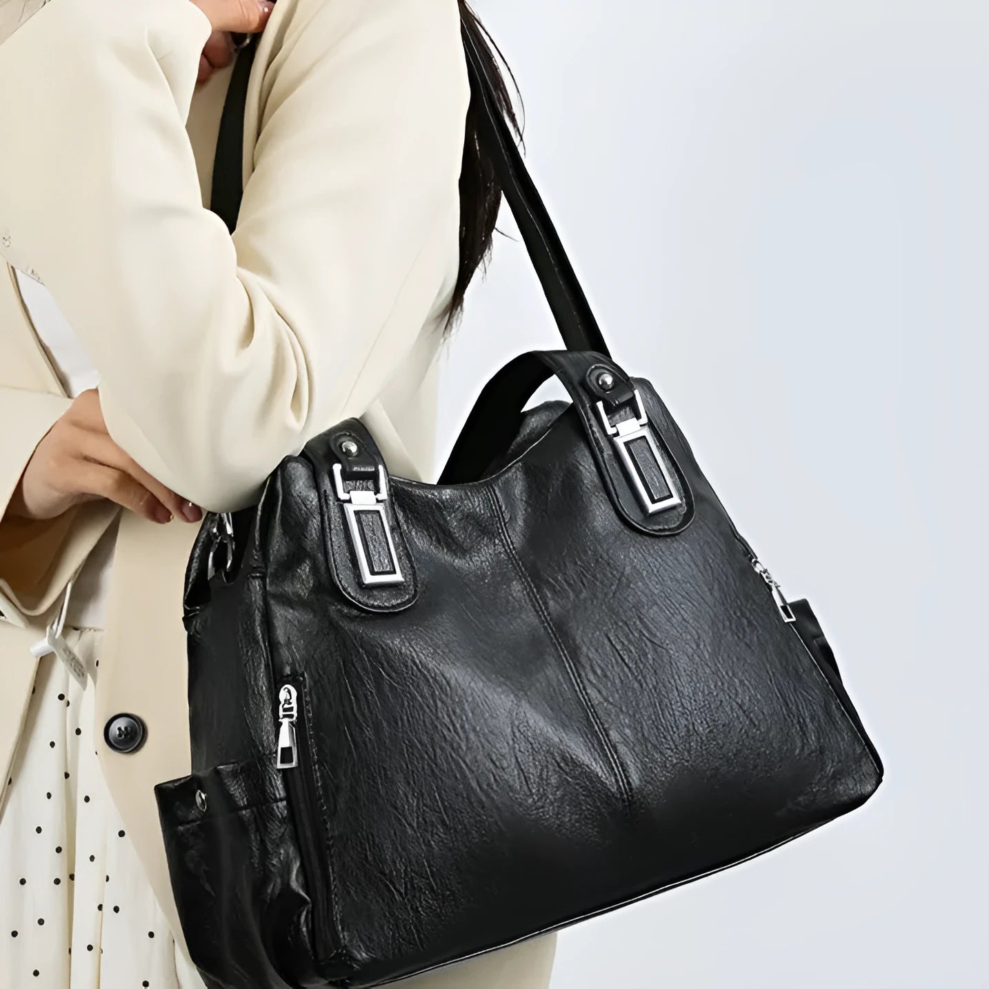 Women's soft PU tote bag in square vertical shape with single shoulder strap and internal zippered compartment