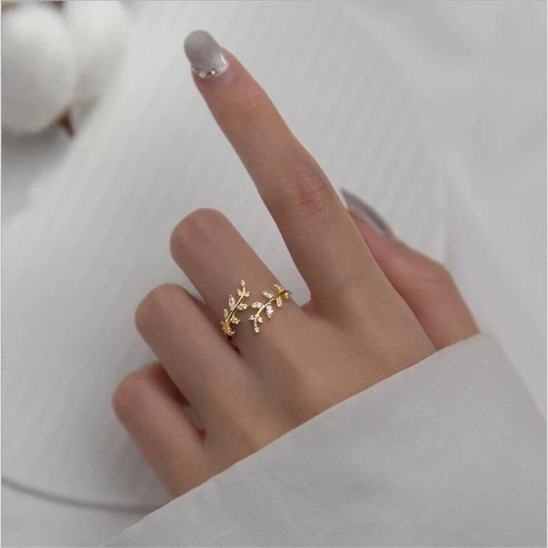 Women's fashion branch ring with leaf design in copper, available in silver or gold finish