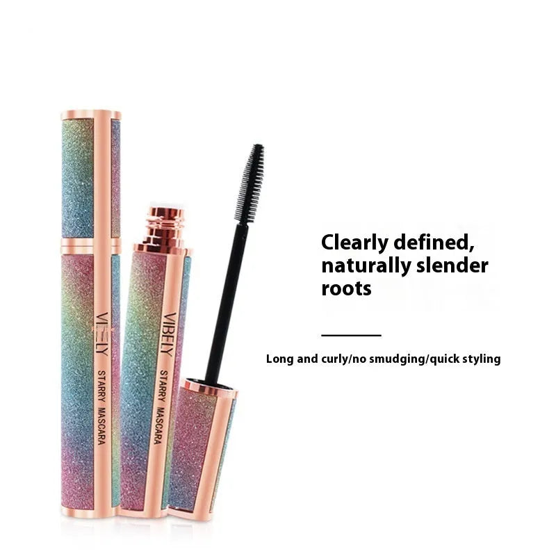 Black waterproof 4D mascara for long thick curling lashes that won't smudge