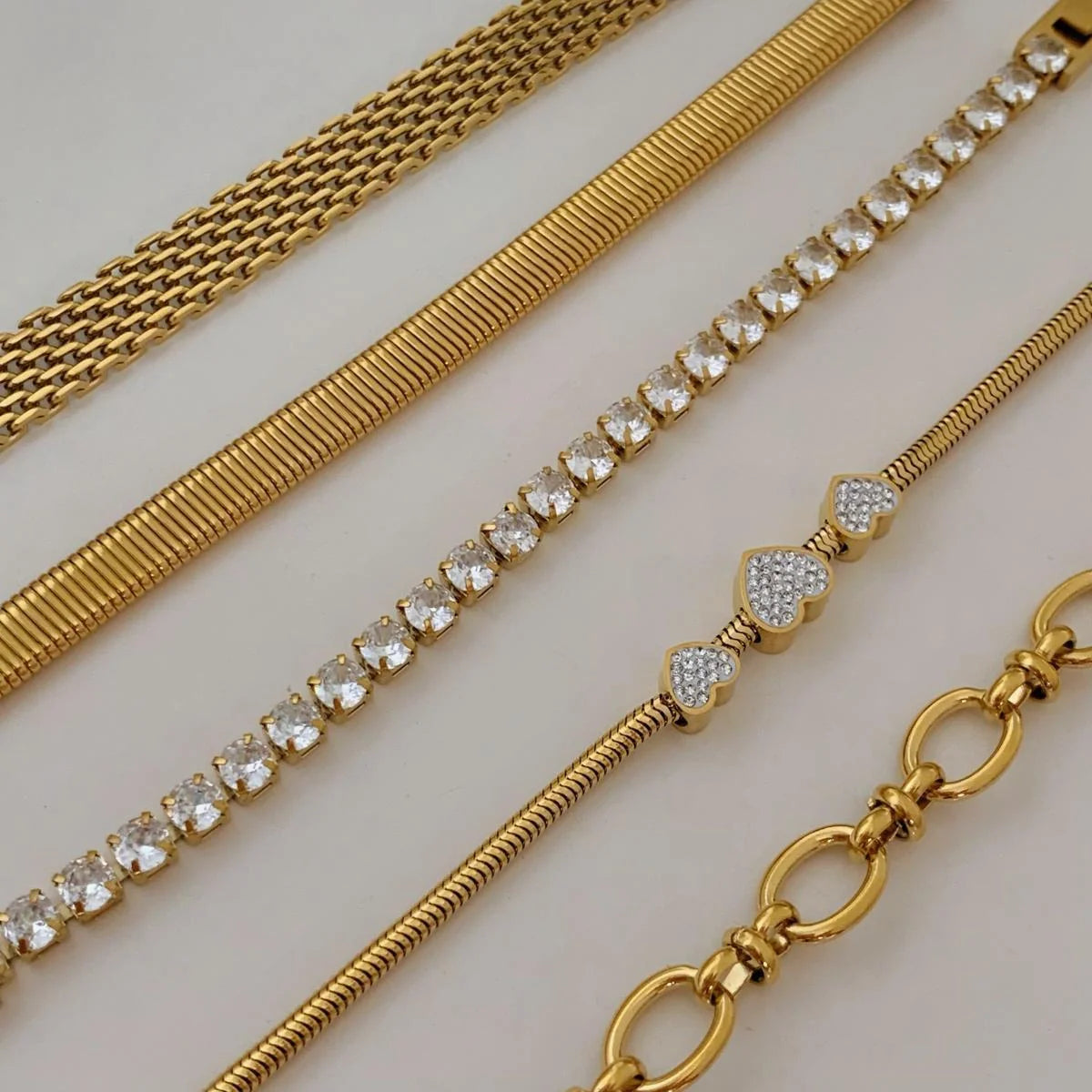 Retro silver crystal heart-shaped women's bracelet set with adjustable infinite symbol design