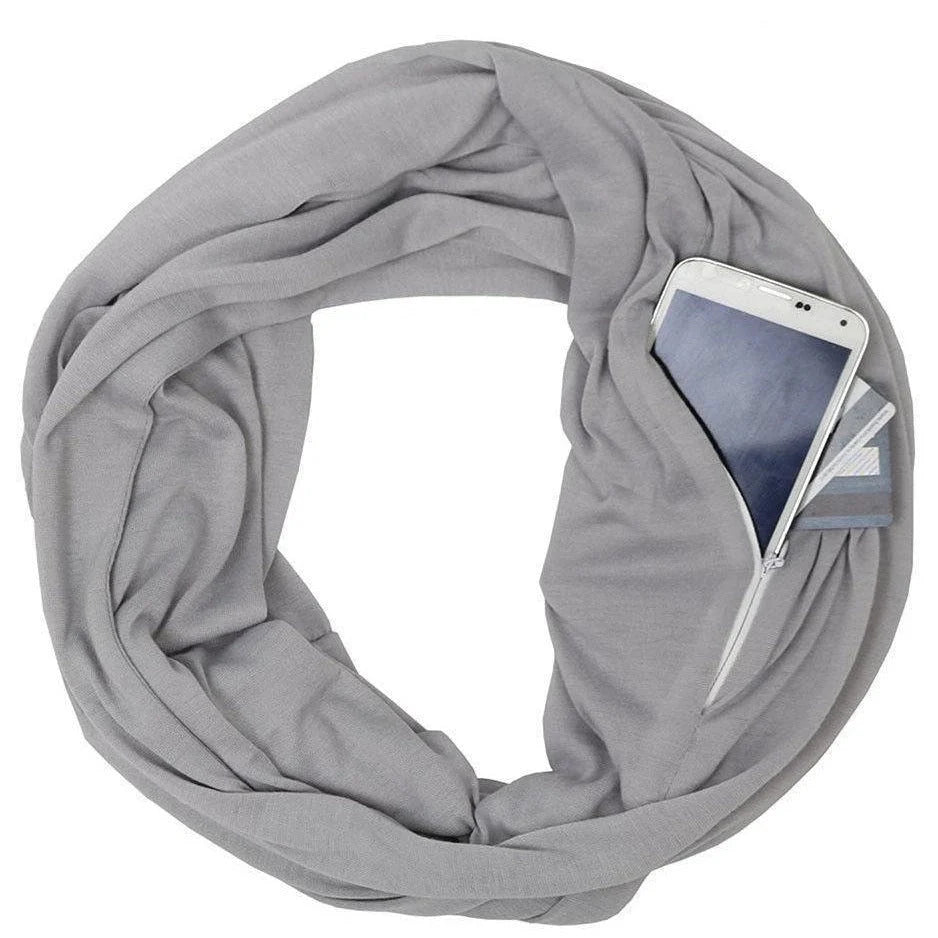 Pocket scarf with zipper pocket in various colours for winter warmth and storage