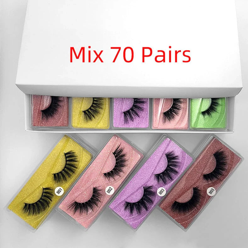 3D mink hair false eyelashes showing thick section design and natural texture with length variations