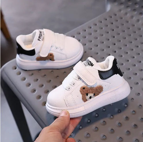 Baby Bear cartoon design children's sports shoes in artificial leather with rubber sole