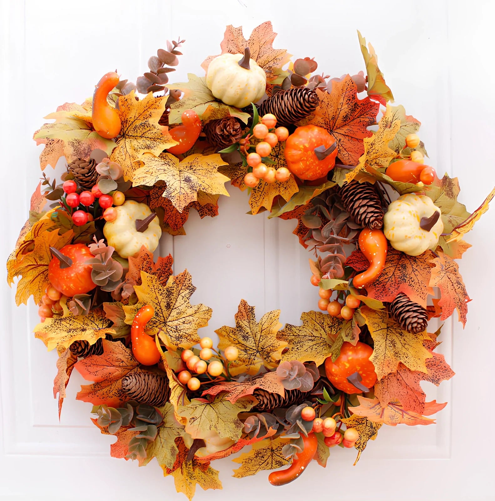 Autumn pumpkin wreath with 50cm diameter featuring fabric leaves and simulation pumpkins