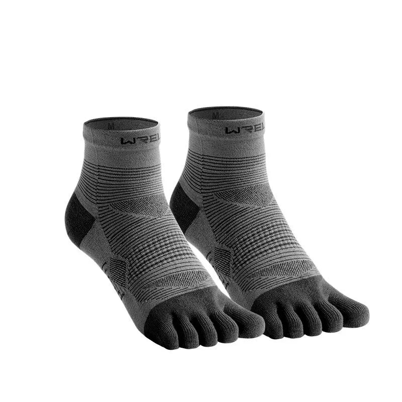 COOLMAX professional sports toe socks showing five-toe design in multiple colour options