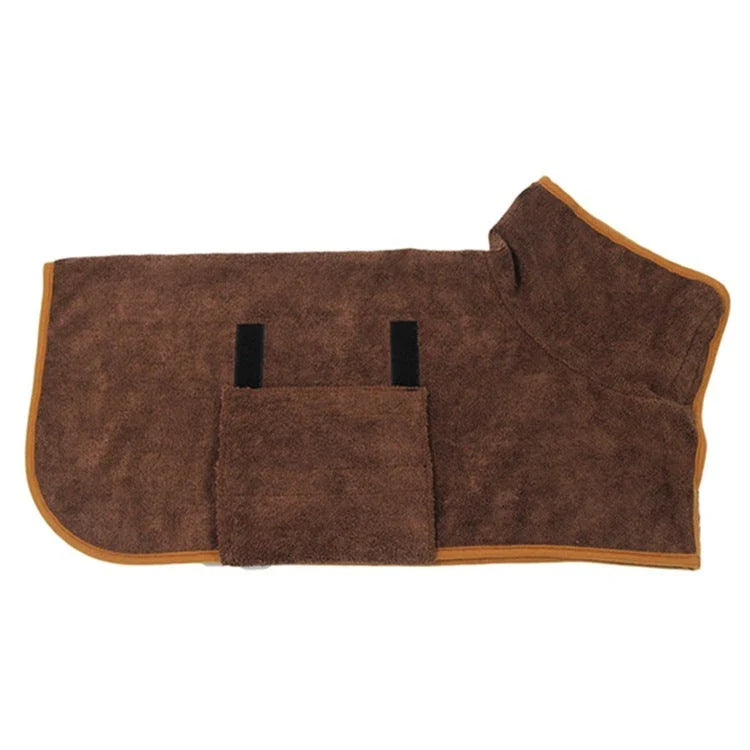 Plush pet bathrobe with adjustable strap, designed for rapid drying and gentle care of your furry friend