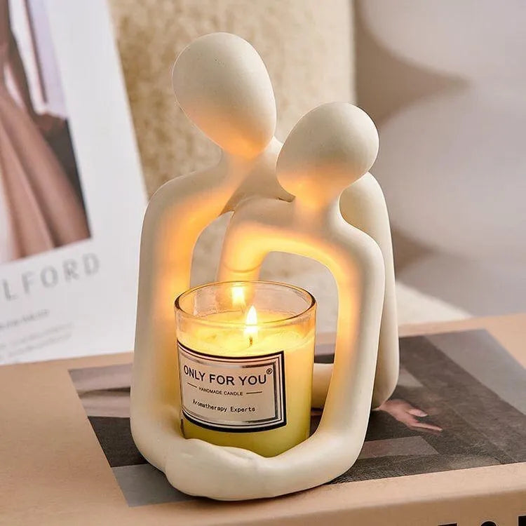 Modern milky white and gold resin couple sculpture for home decoration display