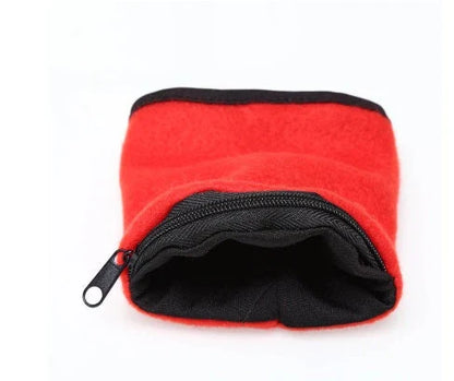 Versatile sports arm pouch with adjustable straps and secure closure for storing essentials during workouts and outdoor activities