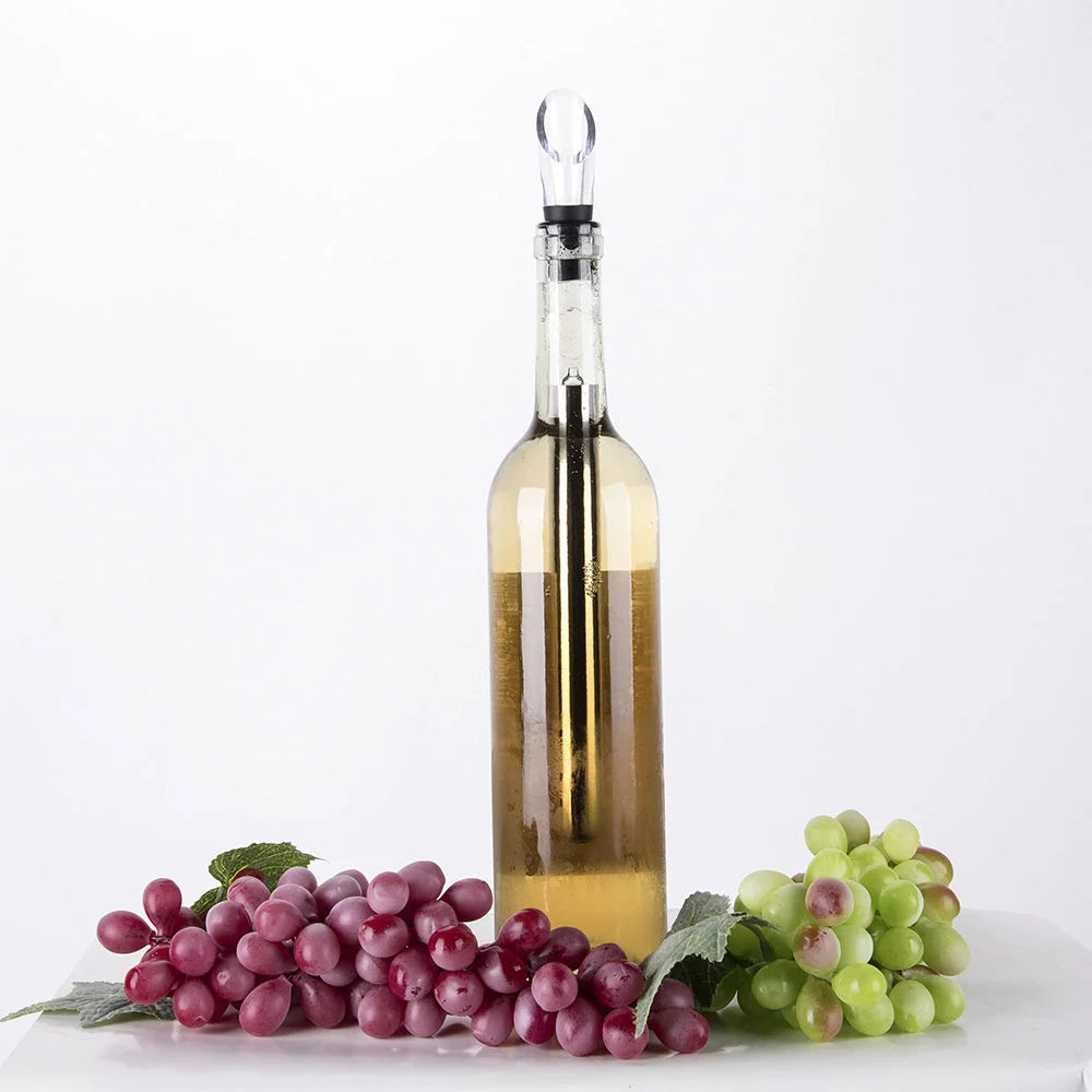 Stainless steel wine chilling rod with leakproof pourer