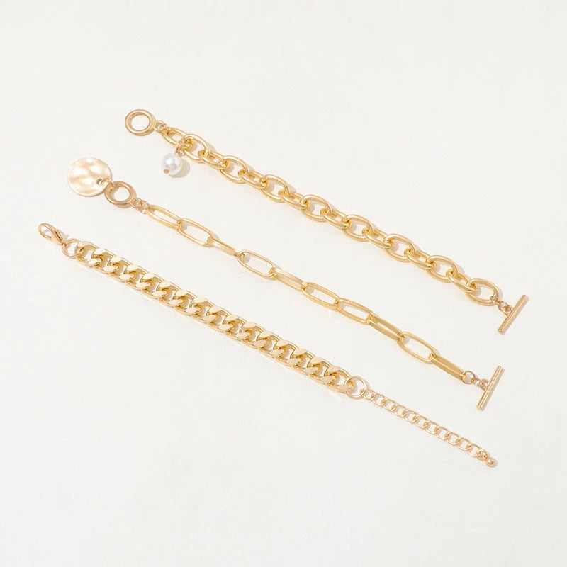 Retro U-shaped double-layer metal chain tag necklace with sparkling rhinestone pendant