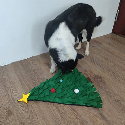 Green dog snuffle mat for olfactory training and slow feeding
