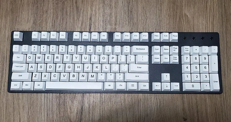 Japanese Russian Korean heat sublimation keycaps on mechanical keyboard with PBT material