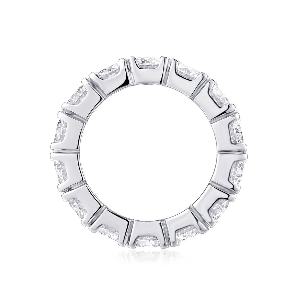 The Radiance moissanite wedding ring in S925 silver with platinum plating, on a white background, with GRA certificate and gift box