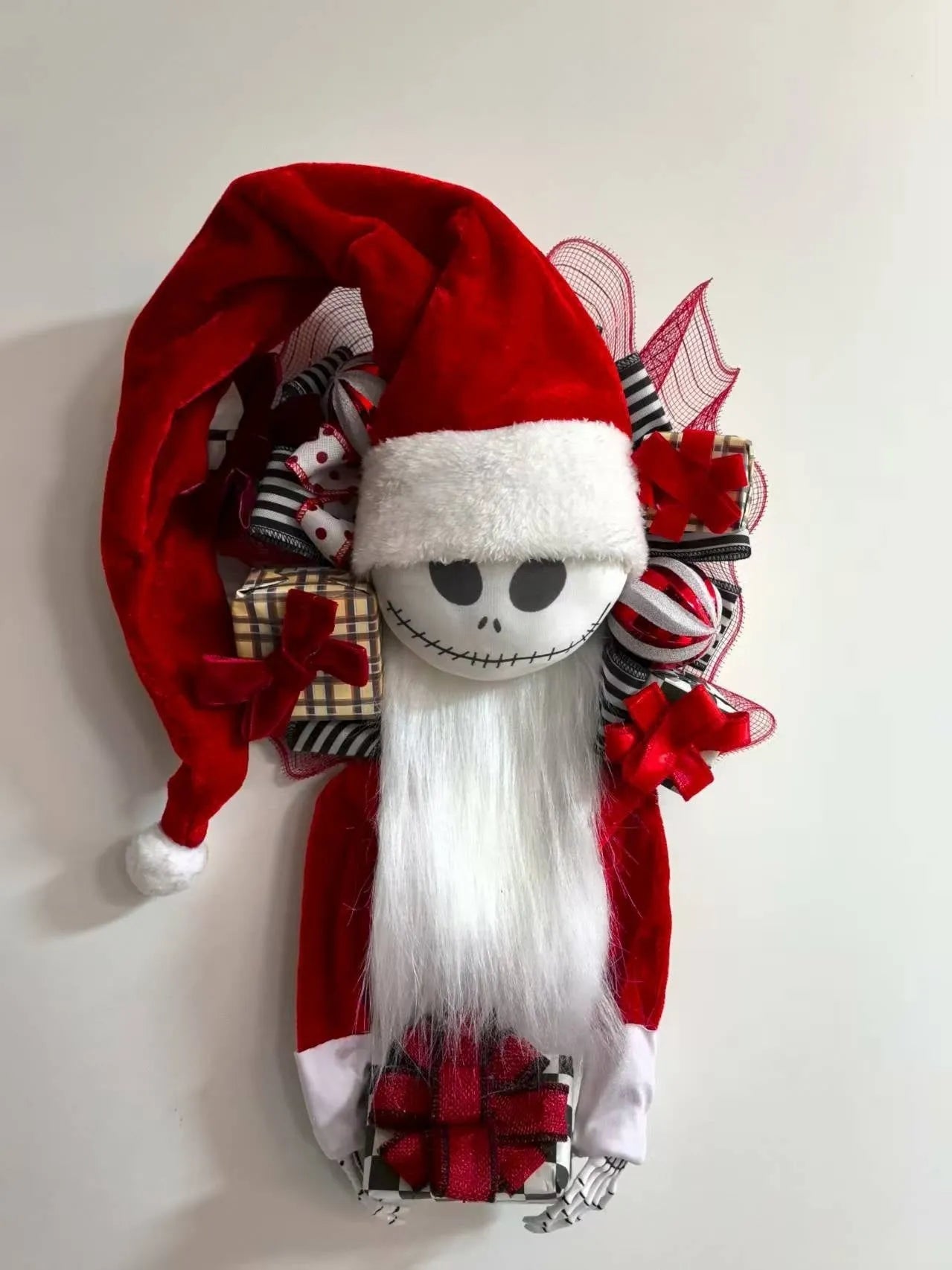 Garland with Jack doll three-dimensional wooden cloth decoration for European American holiday family show window