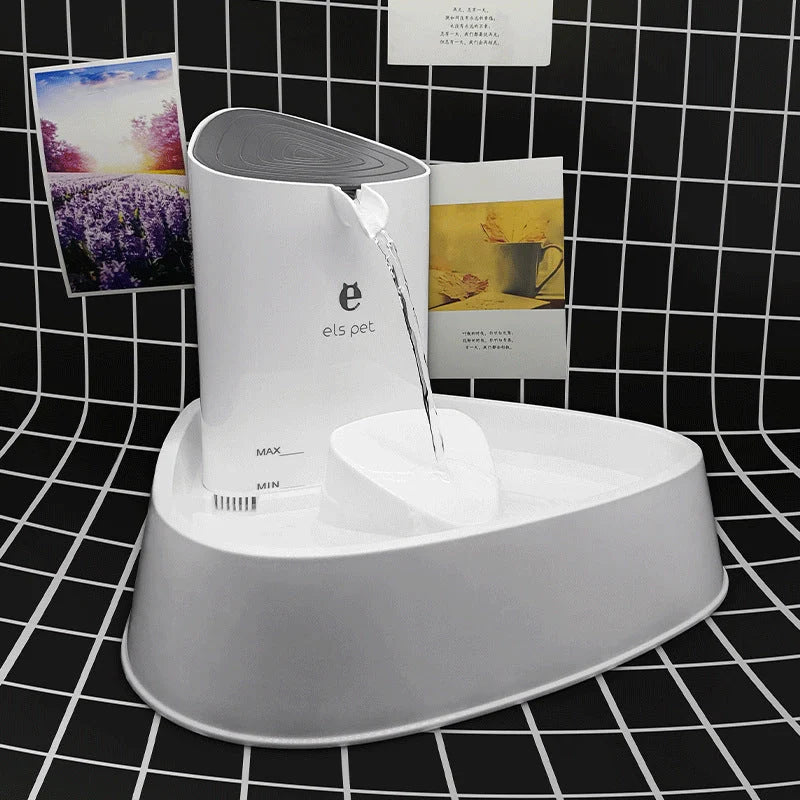 1.5L automatic pet water fountain with 4-layer filter in white