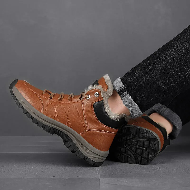 Men's winter boots with plush lining, black, lace-up style, artificial PU upper with cowhide finish, rubber sole