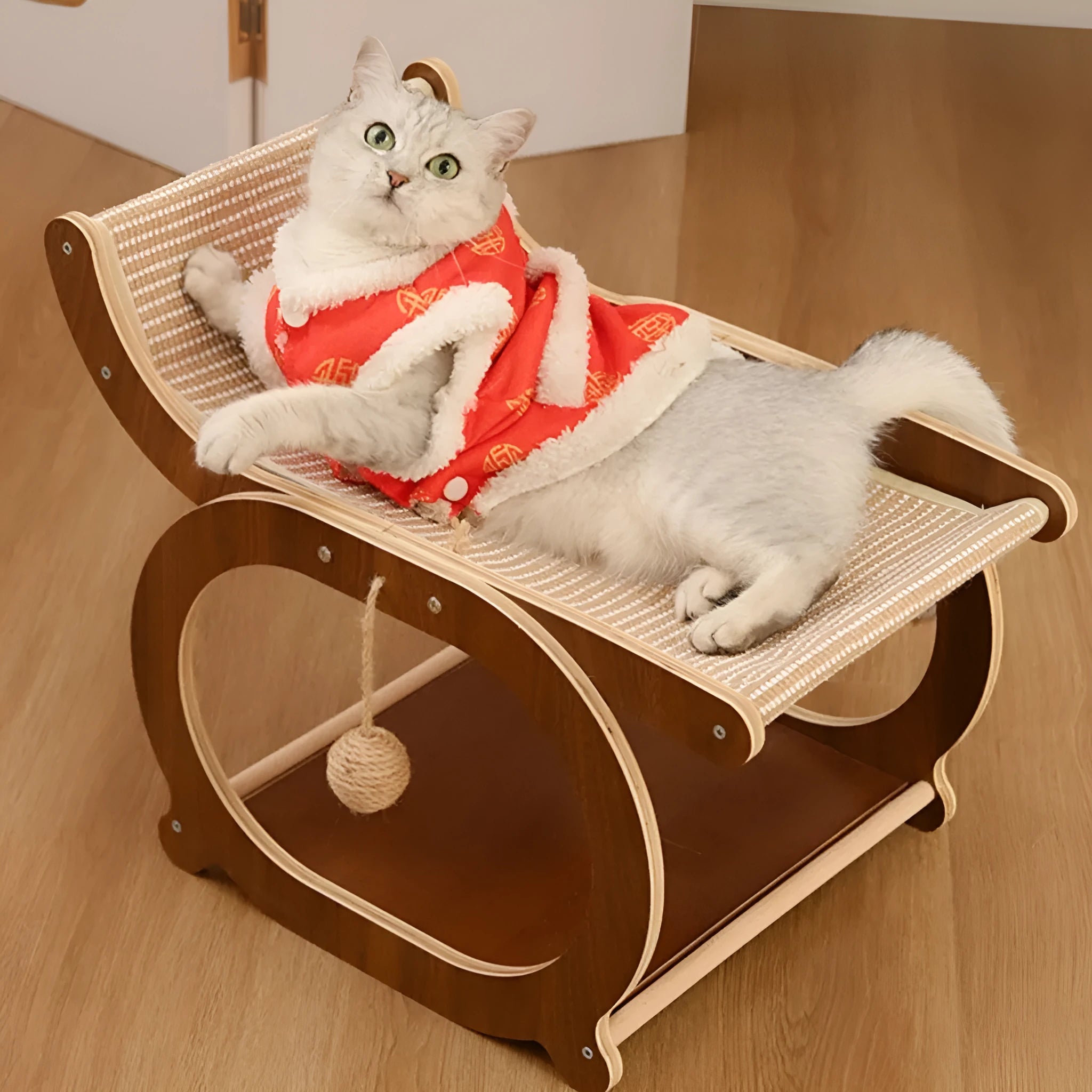 Solid wood sisal scratching mat for cats in wood colour, a simple one-piece recliner design.