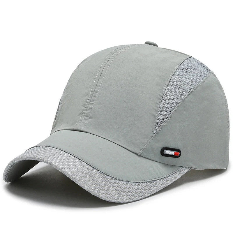 Quick-drying mesh baseball cap in various colours for outdoor sports