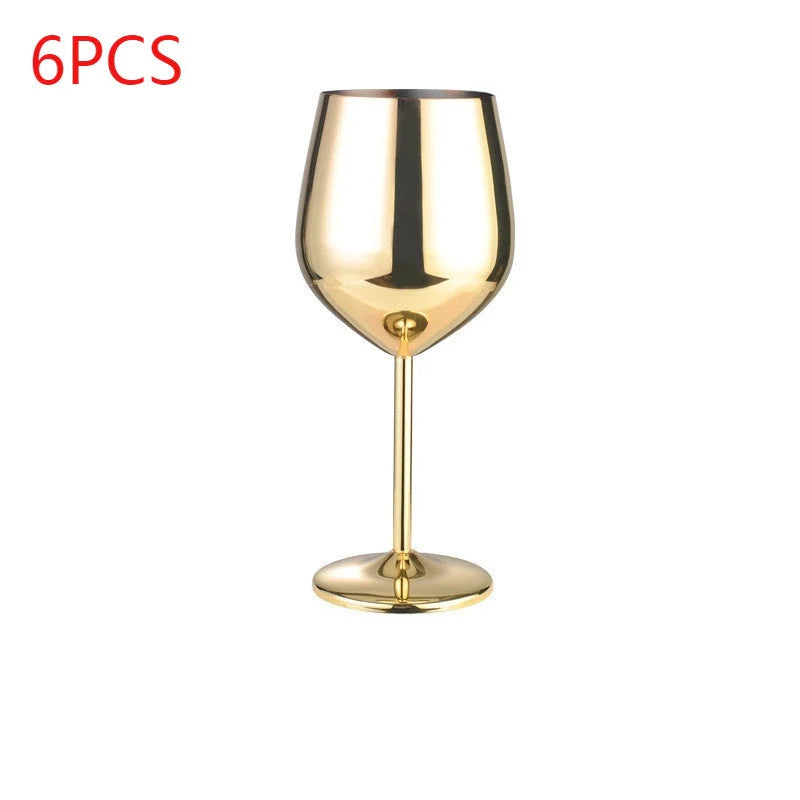 Stainless steel wine glass with golden finish and 520ml capacity