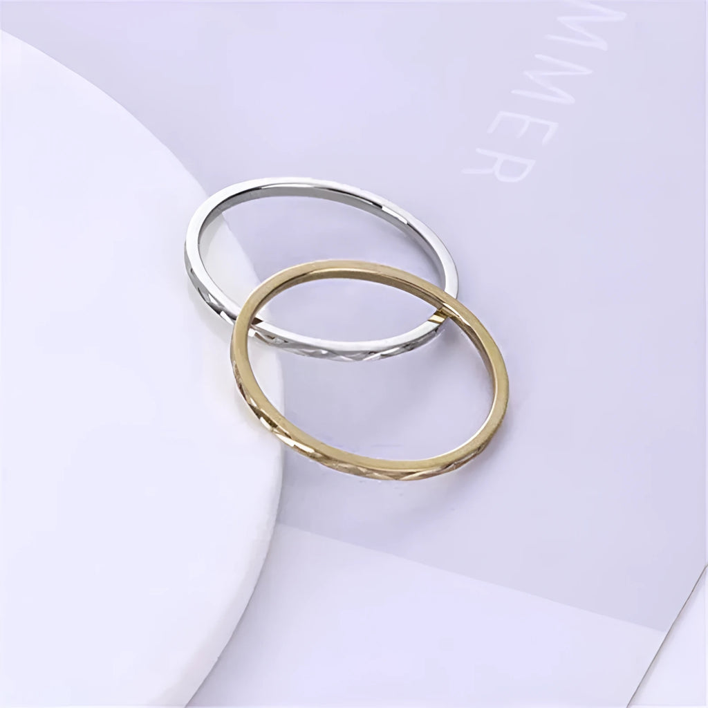 Korean style titanium steel simple couple ring with diamond plaid geometric design in silver finish