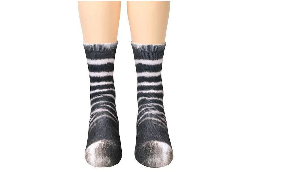 Stylish 3D animal paw socks in a variety of adorable designs, perfect for adding a playful touch to your everyday wardrobe.