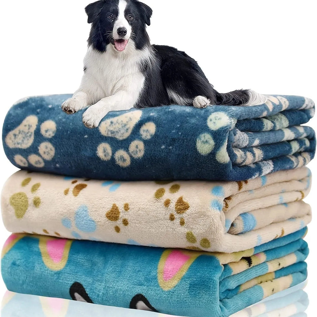 Blue Dog cartoon pattern pet blanket showing double-sided flannel texture and 100x120cm size