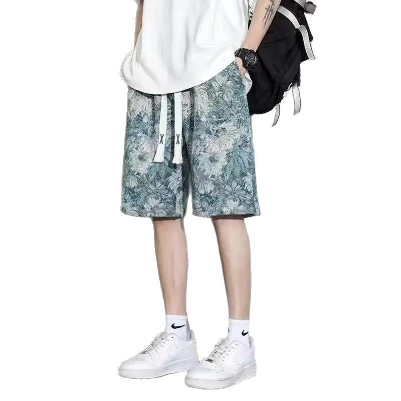 Men's summer fashion trousers in fifth pants length with five pocket design and polyester fibre fabric