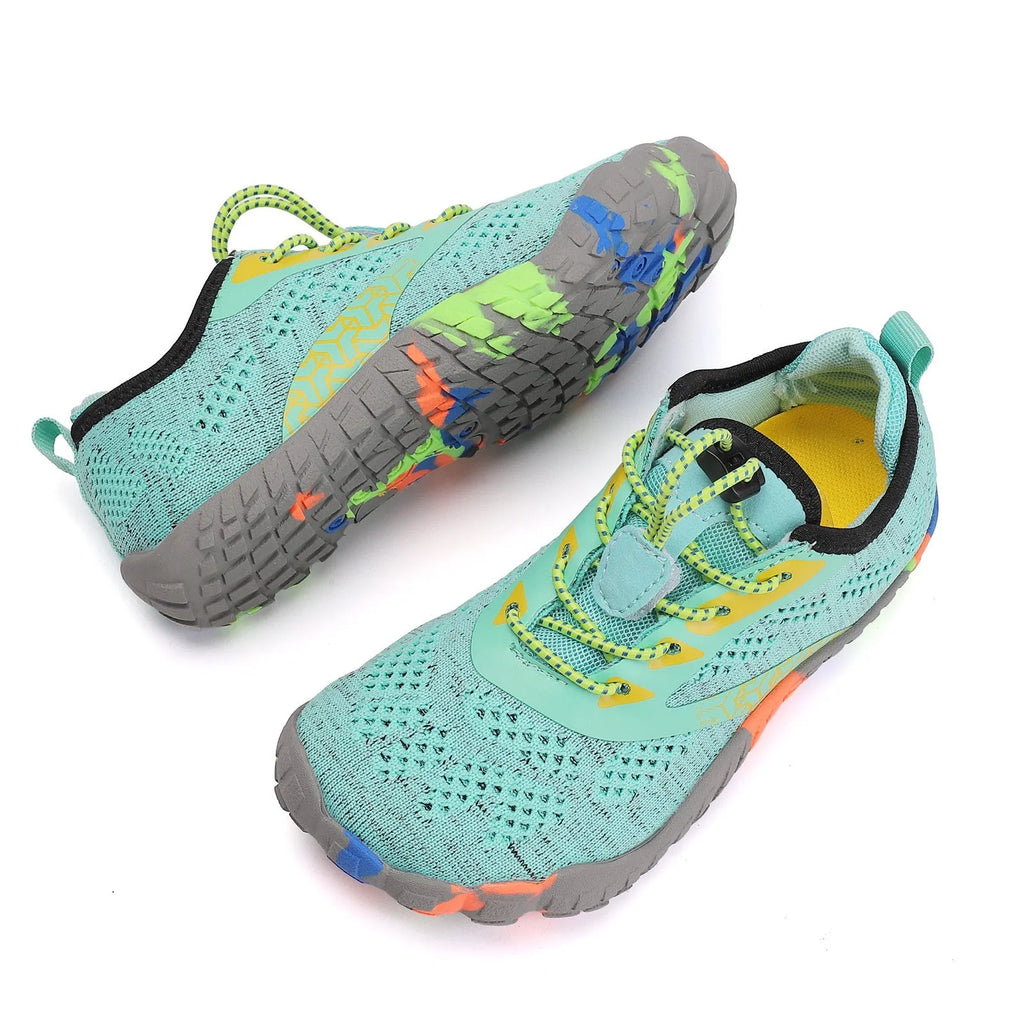 Summer children's beach shoes in black with Flyknit upper and non-slip rubber sole