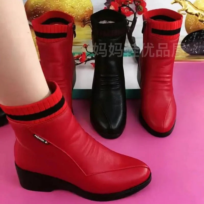 Women's mid-heel ankle boots with square heel, side zipper, soft leather, and velvet lining in black and red