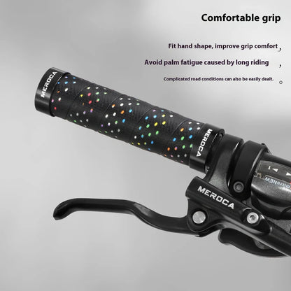 Lockable bicycle handlebar covers with anti-slip winding pattern in black-red colour combination