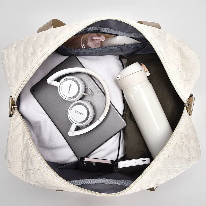 Large capacity Oxford cloth travel bag in a street trend style with multiple colour options
