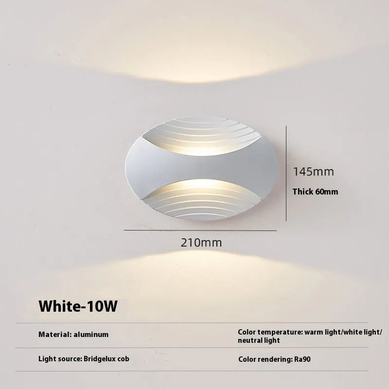 Modern minimalist aluminium wall lamp in black, white, black gold, or platinum finish.