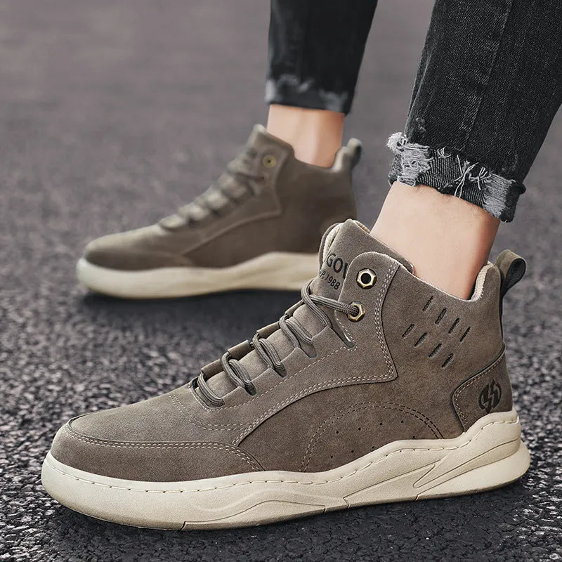 High-top board shoe in khaki with non-slip sole, mesh lining, low heel, round toe, trendy Korean casual style