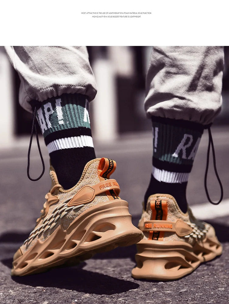 Wild sports casual shoes with lace-up closure and low heel in beige, black, or white options