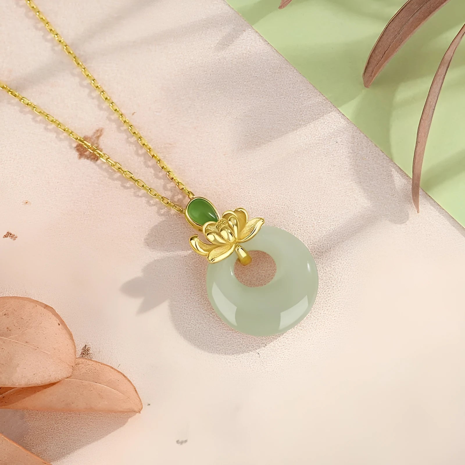 Hetian jade peace buckle pendant necklace on 925 silver yellow gold electroplated O-shaped chain, adjustable 41-50 cm