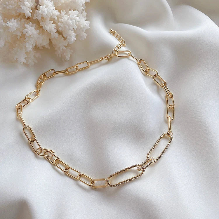 Vintage Cold Wind Zircon Metal Chain Necklace in gold with electroplating