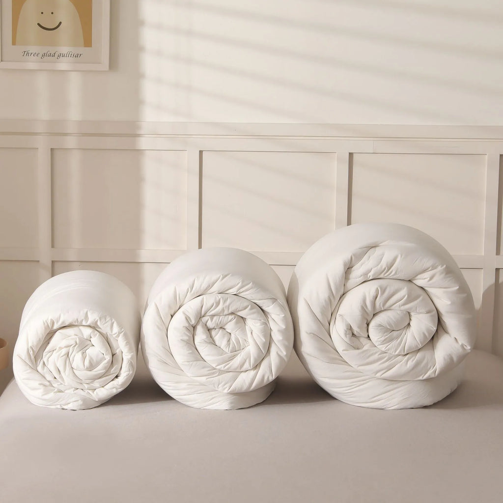 Soybean fibre pure cotton quilt in white, pink jade, or grey with twill sanded weave