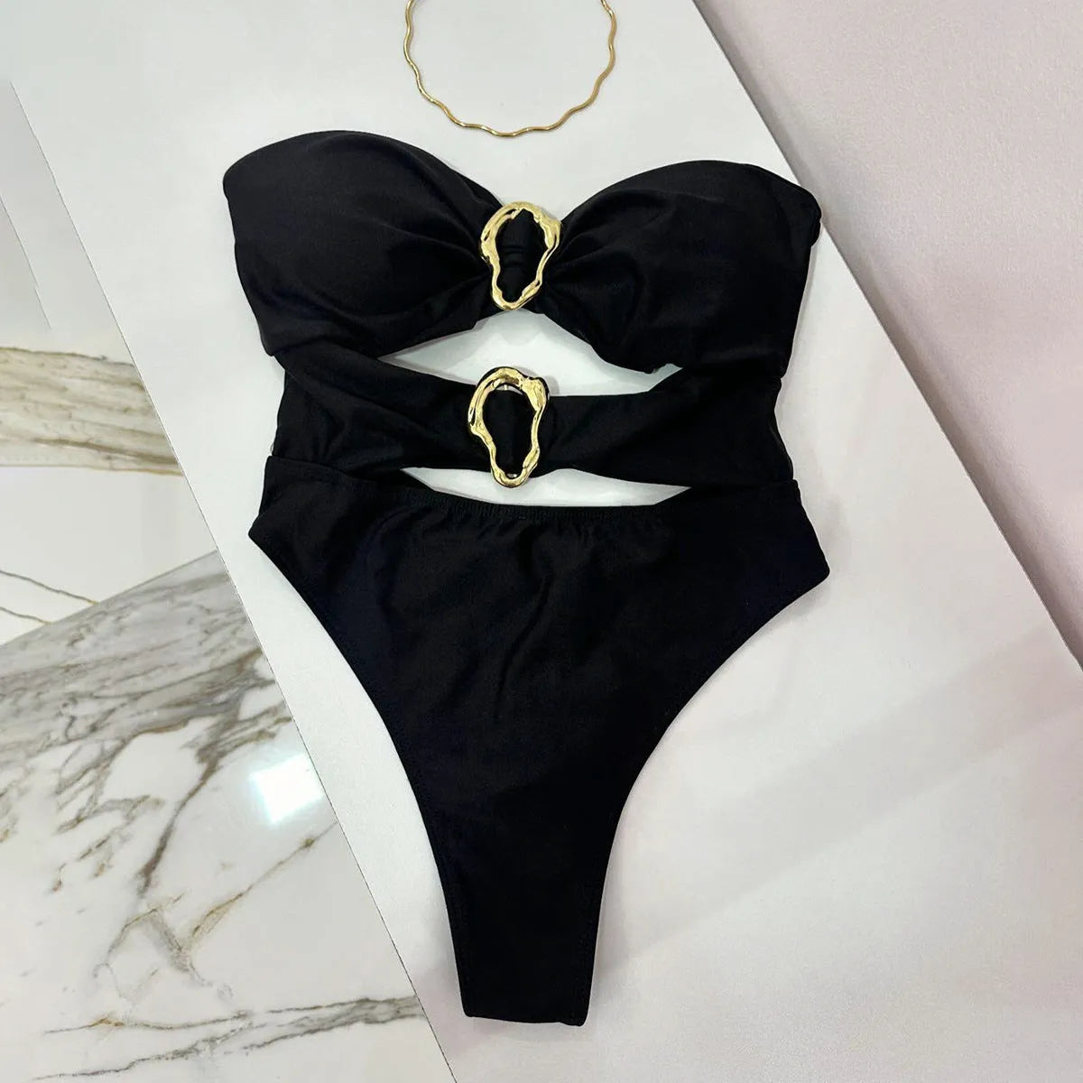Women's solid colour nylon one-piece swimsuit in black for swimming and wading