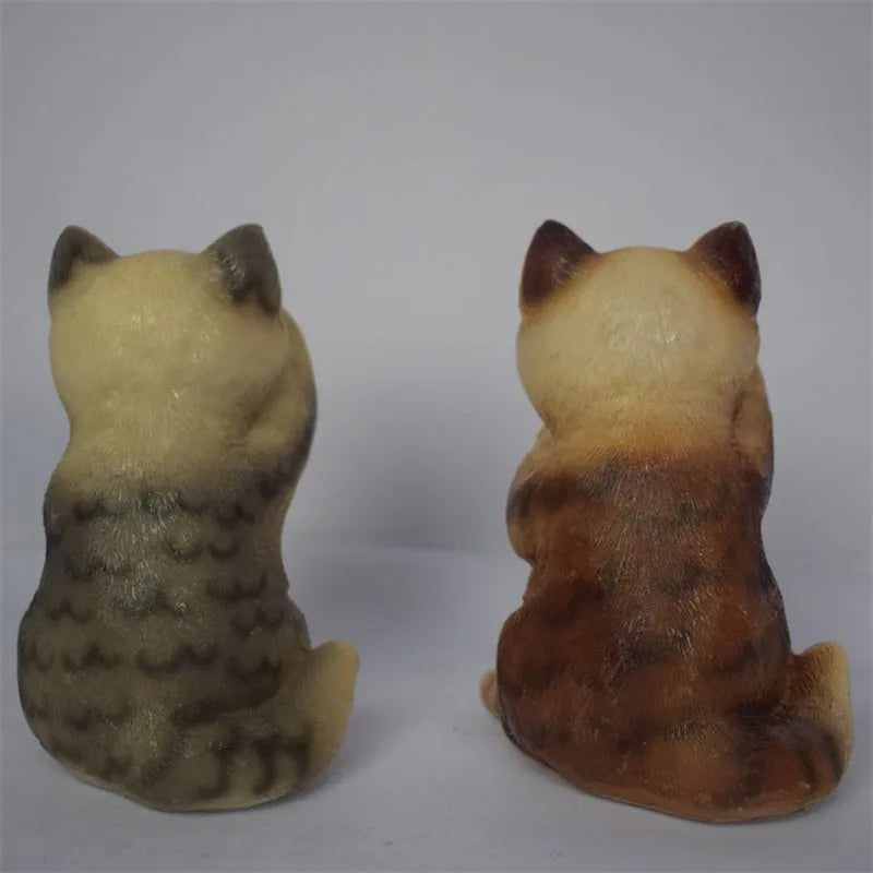 Brown resin cat-shaped solar lawn light for garden pathways